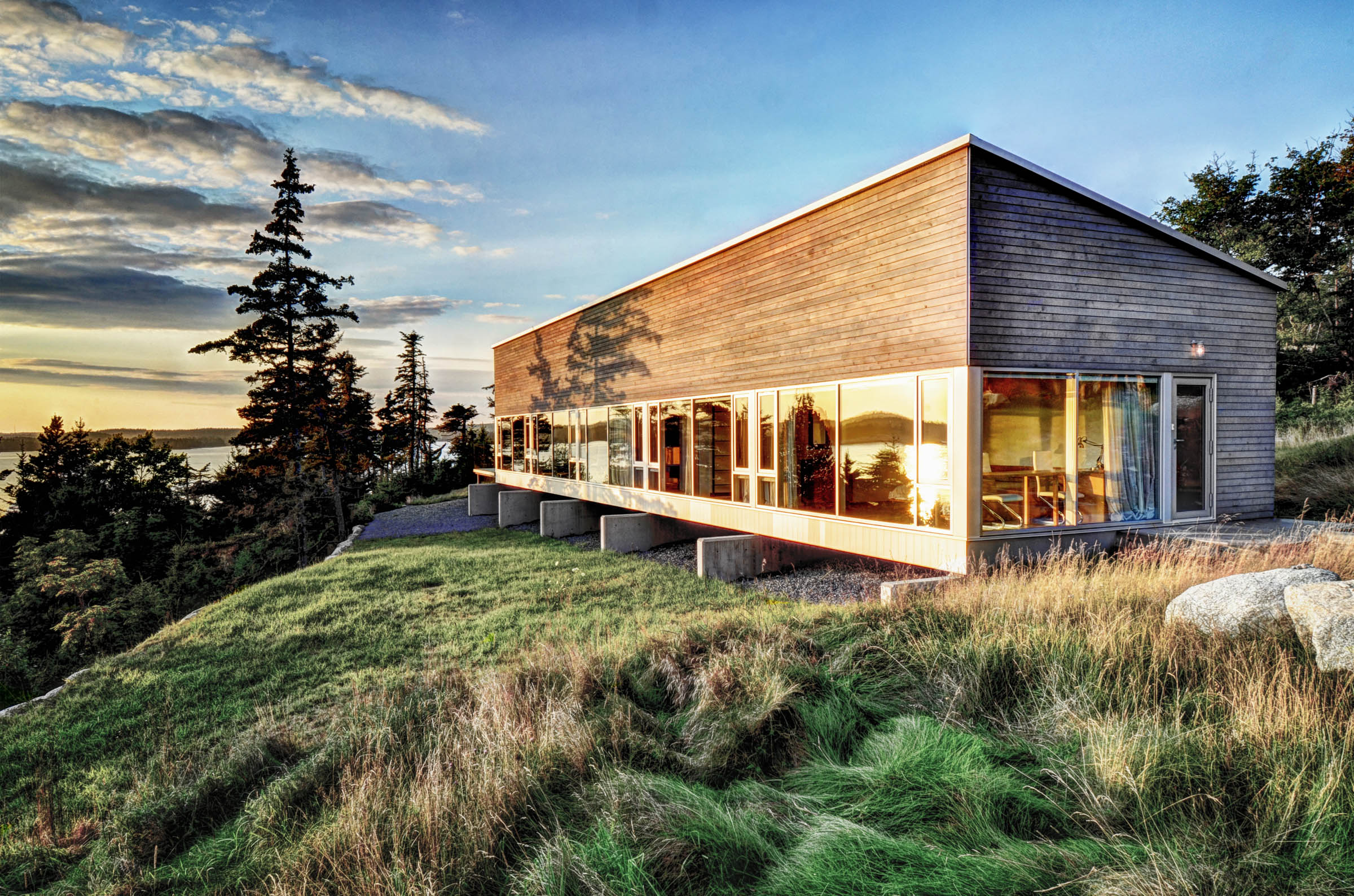 Lean-to House - MacKay-Lyons Sweetapple Architects
